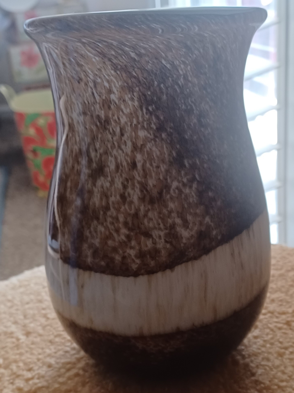 Handblown Art Glass Vase in Brown and White - Picture 3 of 8